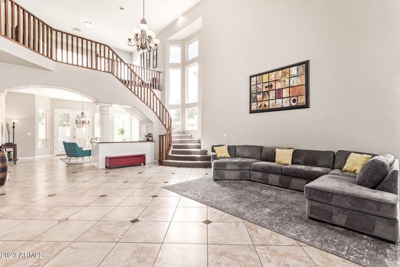 557 N Mondel Dr, Gilbert, AZ 85233