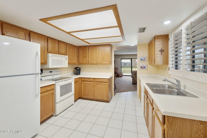 557 Palo Verde Way, Mesa, AZ 85208