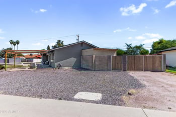 557 Standage --, Mesa, AZ 85201