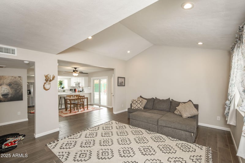 557 Visalia St, Mesa, AZ 85202