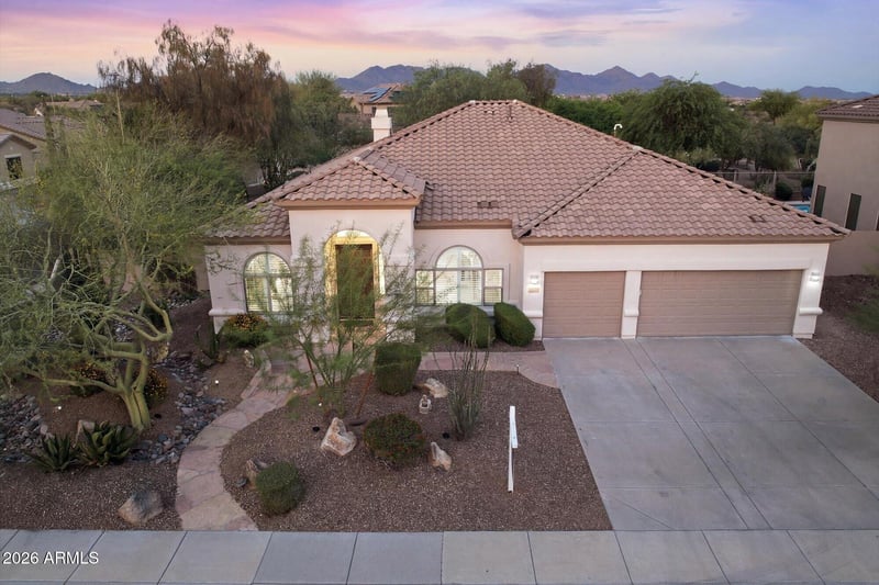 5571 E Via Montoya Dr, Phoenix, AZ 85054