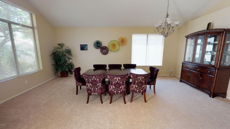 558 E Gail Dr, Gilbert, AZ 85296
