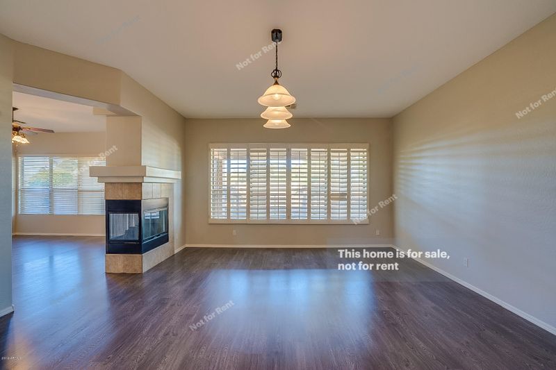 558 N Swallow Ln, Gilbert, AZ 85234
