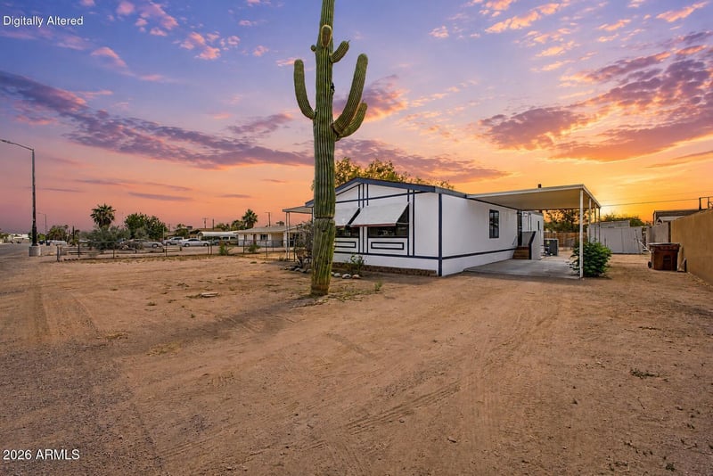 558 S Desert View Dr, Apache Junction, AZ 85120