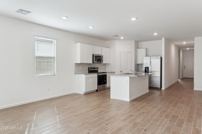 5582 254th Glen, Buckeye, AZ 85326