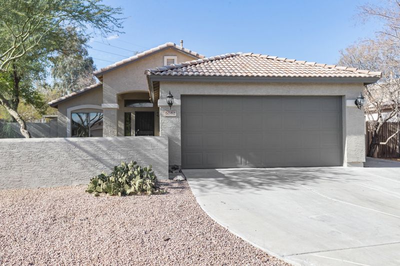 5582 N 78th Dr, Glendale, AZ 85303
