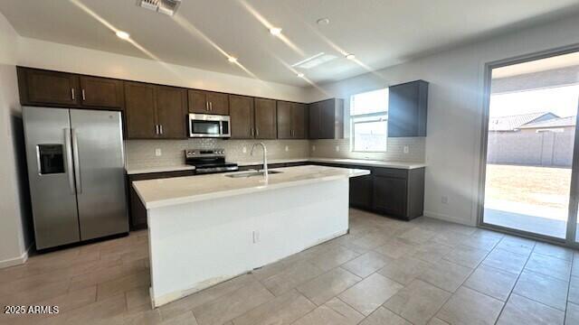 5585 253rd Ave, Buckeye, AZ 85326