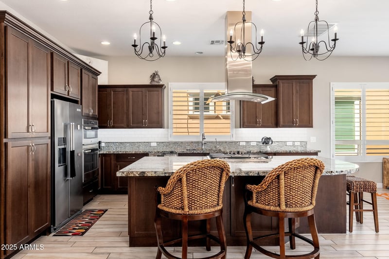 56 Camellia Way, Queen Creek, AZ 85140