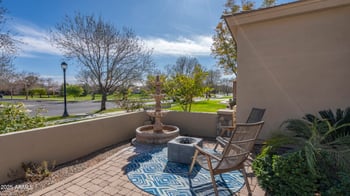 56 S Prairie Rd, Gilbert, AZ 85296