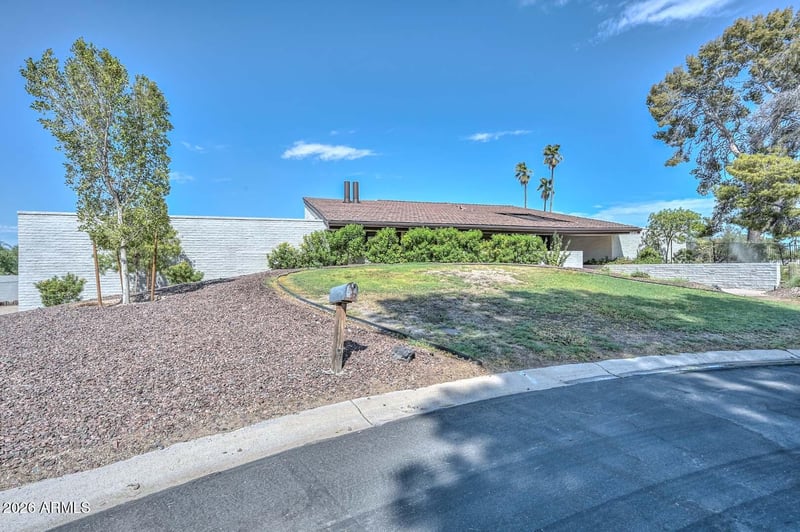 560 E Campina Dr, Litchfield Park, AZ 85340