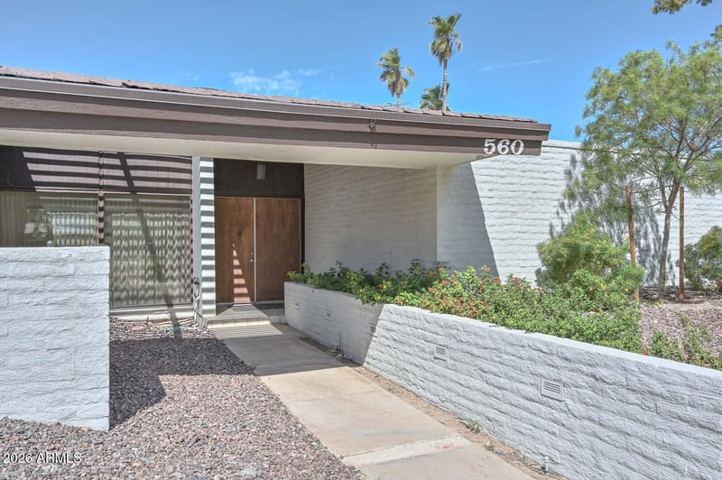 560 E Campina Dr, Litchfield Park, AZ 85340