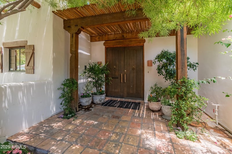 560 Montebello Ave, Phoenix, AZ 85013