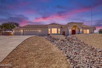 560 Topeka Dr, Wickenburg, AZ 85390
