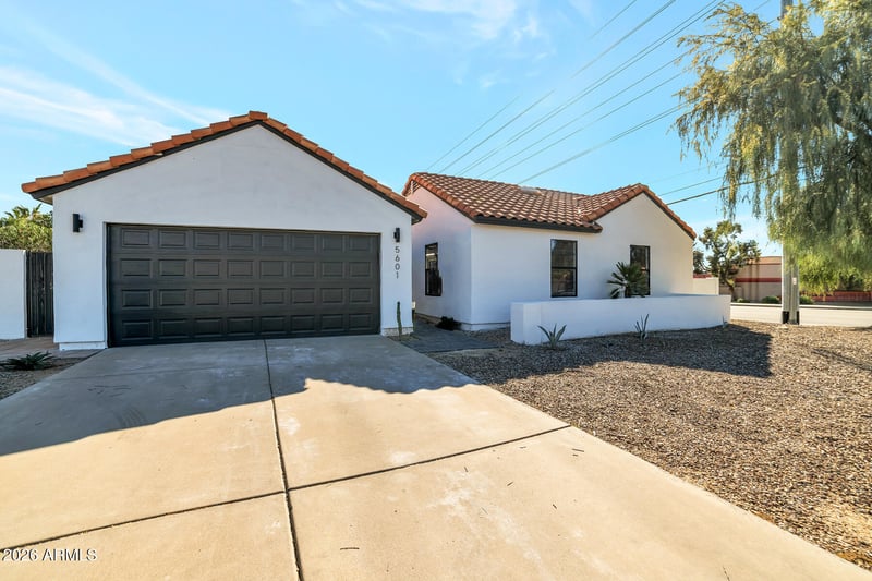 5601 E Paradise Ln, Scottsdale, AZ 85254