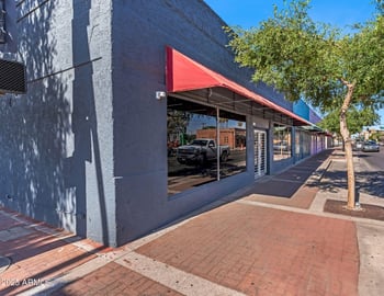 5601 Glendale Ave, Glendale, AZ 85301