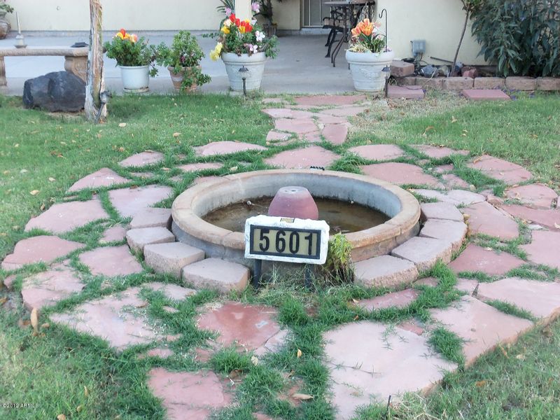 5601 W Monterosa St, Phoenix, AZ 85031