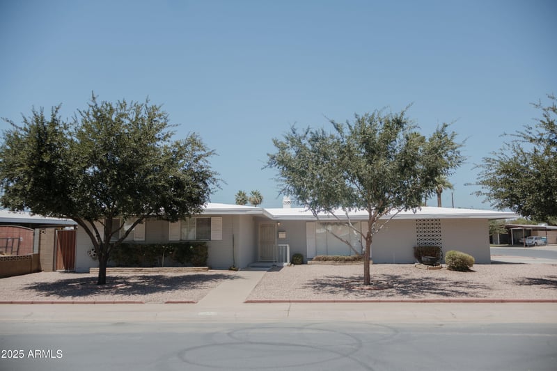 5602 Heatherbrae Dr, Phoenix, AZ 85031