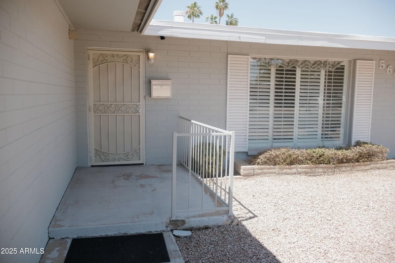 5602 Heatherbrae Dr, Phoenix, AZ 85031