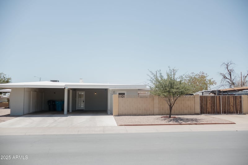 5602 Heatherbrae Dr, Phoenix, AZ 85031