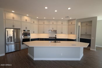 5604 202nd Ln, Litchfield Park, AZ 85340