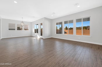 5604 202nd Ln, Litchfield Park, AZ 85340