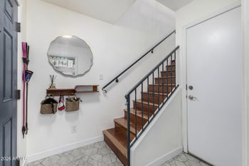 5607 21st Pl, Phoenix, AZ 85040