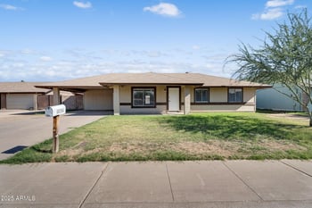 5607 73rd Ave, Glendale, AZ 85303