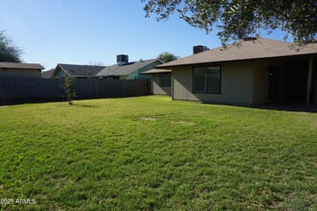 5607 73rd Ave, Glendale, AZ 85303