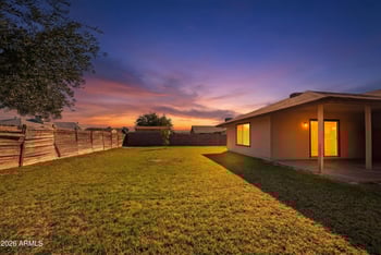 5607 73rd Ave, Glendale, AZ 85303