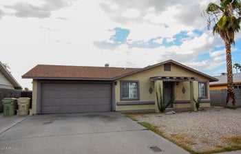 5608 N 70th Ave, Glendale, AZ 85303
