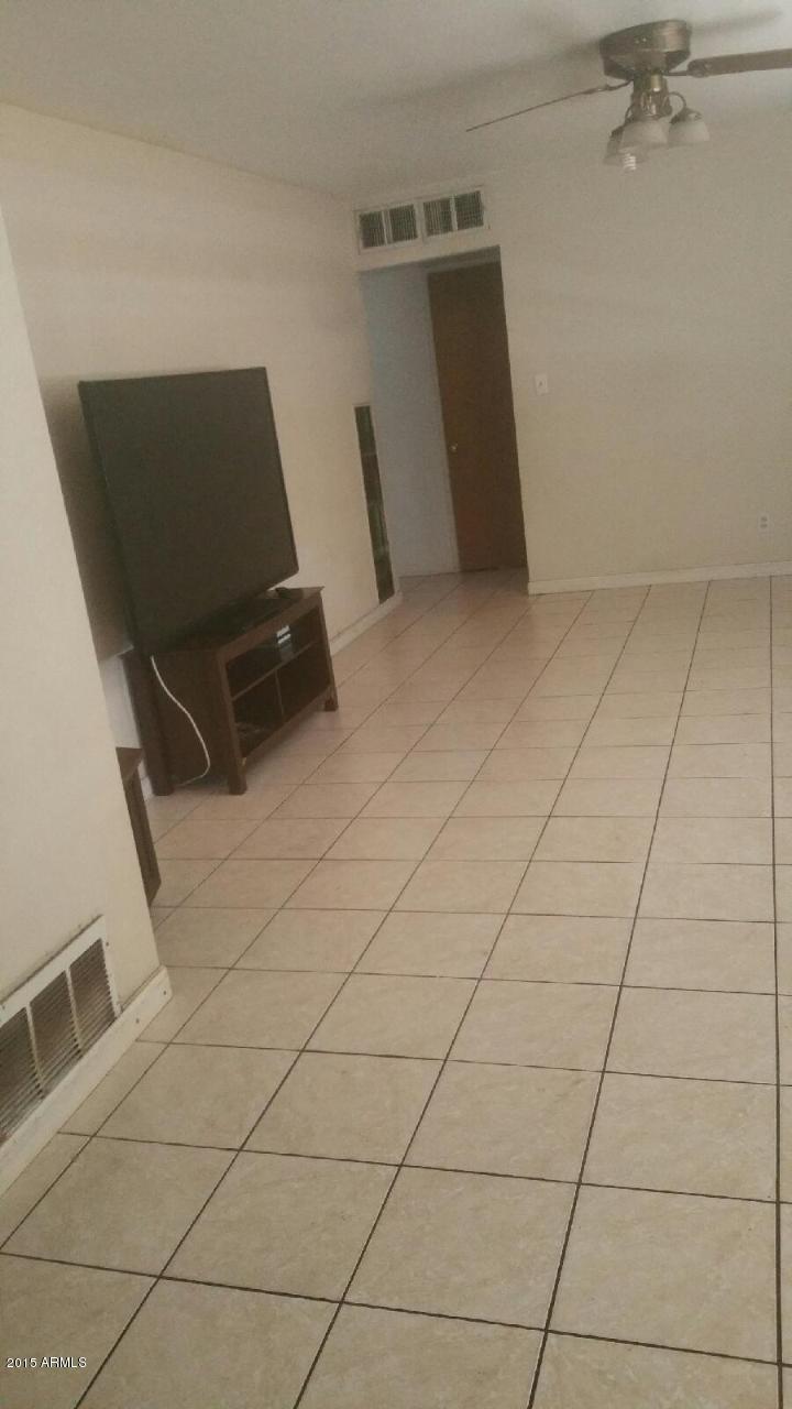 5608 S 17 St, Phoenix, AZ 85040
