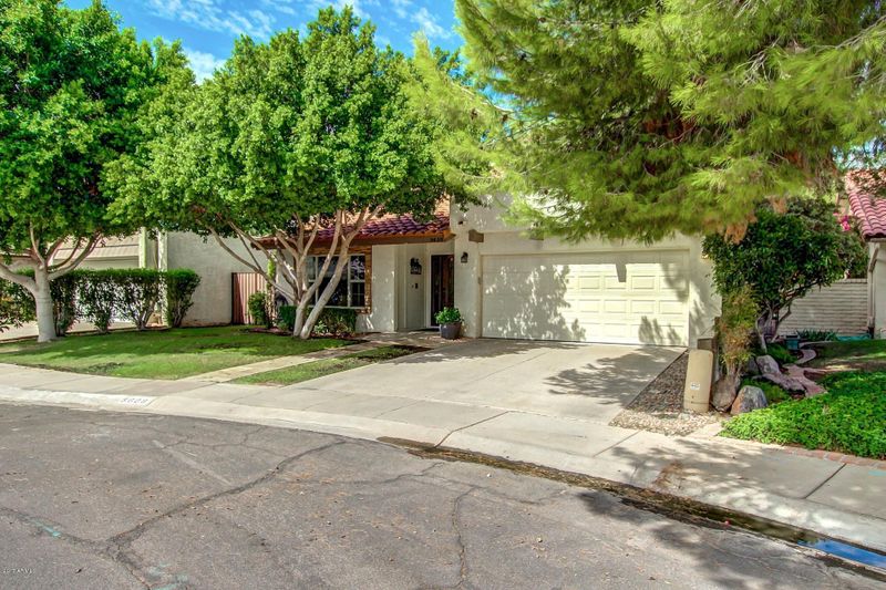 5608 S Crows Nest Rd, Tempe, AZ 85283
