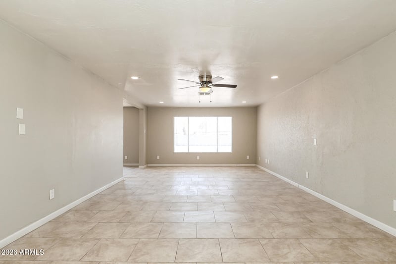5608 W Alice Ave, Glendale, AZ 85302