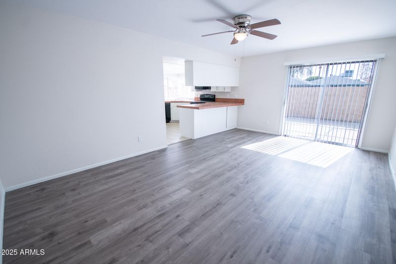 5608 W Greenbriar Dr, Glendale, AZ 85308