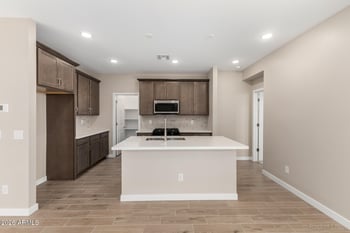 5609 205th Ln, Buckeye, AZ 85396