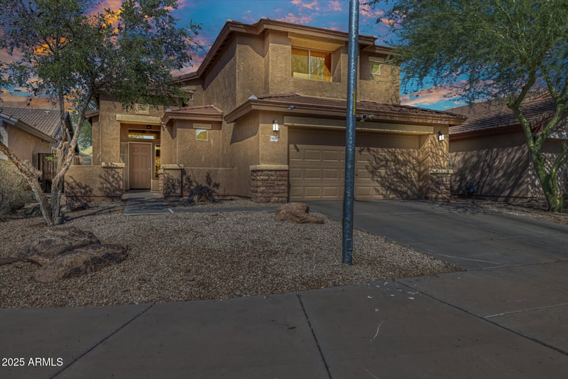5609 53rd Dr, Laveen, AZ 85339