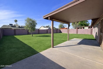 5610 74th Ave, Glendale, AZ 85303