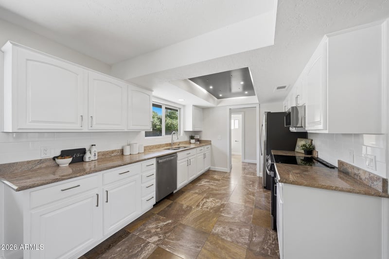 5610 Charter Oak Rd, Scottsdale, AZ 85254