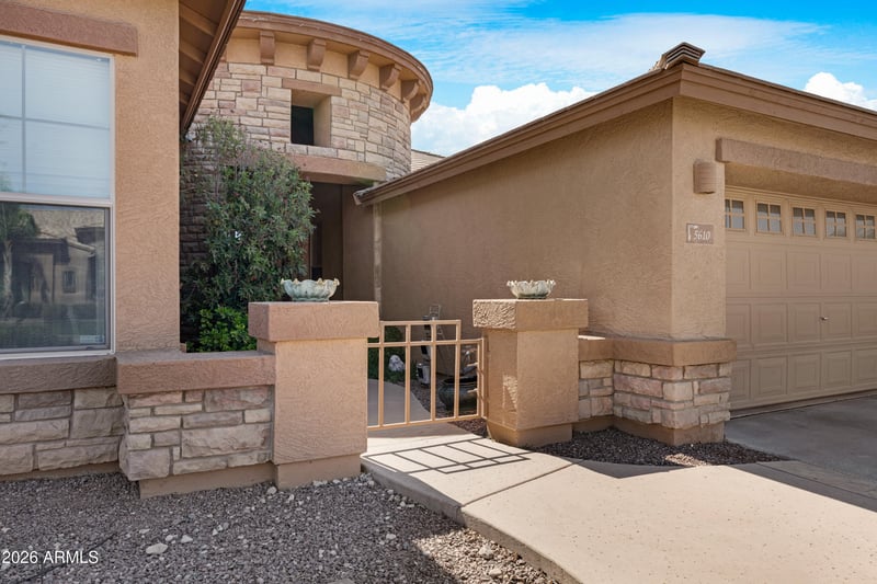 5610 N Lyle Ct, Litchfield Park, AZ 85340