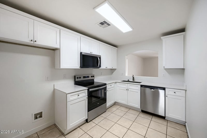 5610 S 5th Dr, Phoenix, AZ 85041