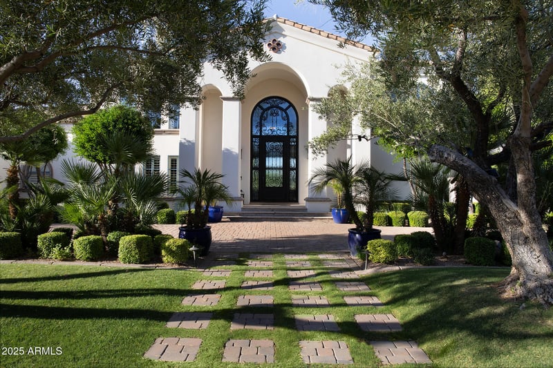 5610 Sanna St, Paradise Valley, AZ 85253