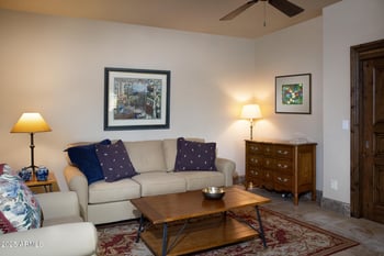 5610 Sanna St, Paradise Valley, AZ 85253