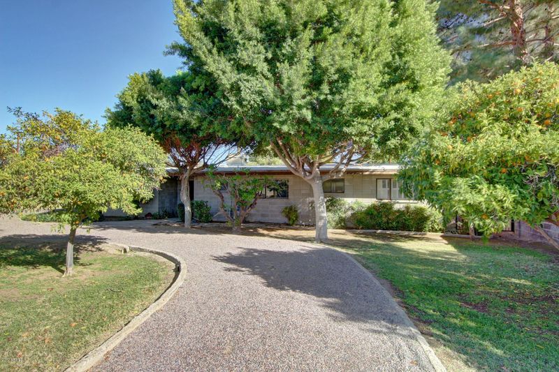 5611 N 20th St, Phoenix, AZ 85016