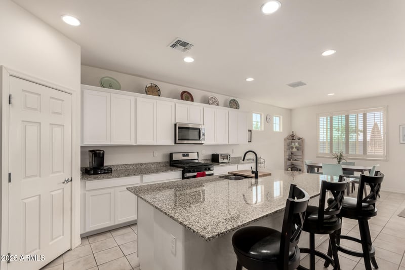 5612 109th Ave, Phoenix, AZ 85037