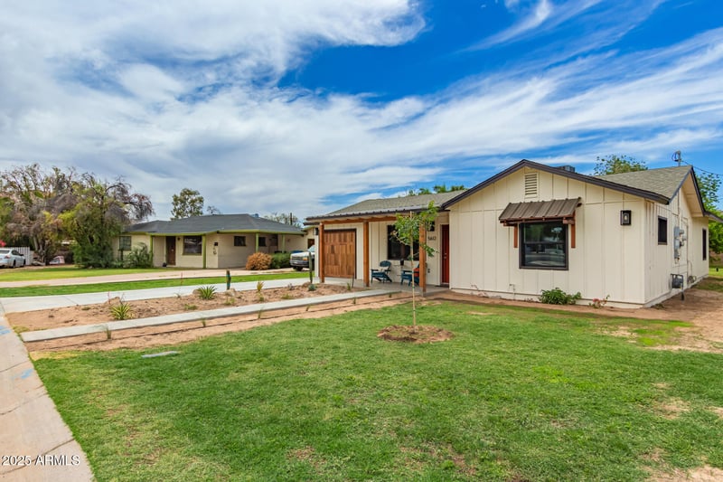 5612 9th St, Phoenix, AZ 85014