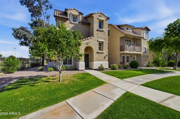 5612 S 21st Pl, Phoenix, AZ 85040