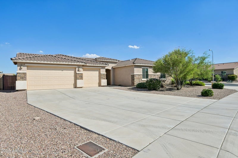 5613 58th Ln, Laveen, AZ 85339