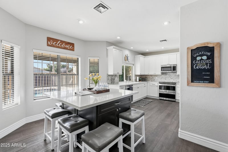 5613 Angela Dr, Scottsdale, AZ 85254