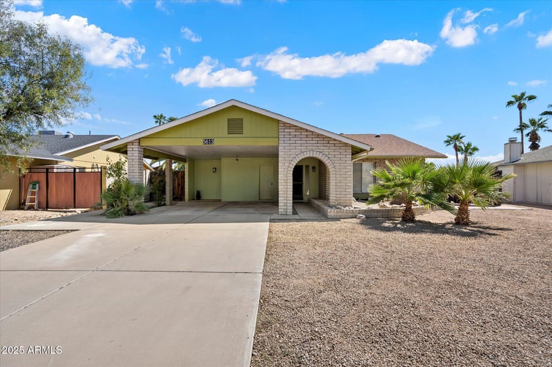 5613 Grovers Ave, Glendale, AZ 85308
