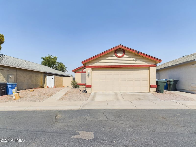 5613 42nd St, Phoenix, AZ 85040